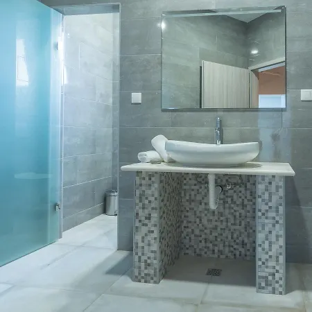 Beautiful In Lisicic With Private Pool Hotel Lisicici